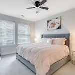 Modern Getaway Minutes From Truist Park!