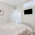 Modern Getaway Minutes From Truist Park!