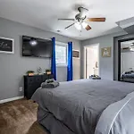 Homely & Alluring 5 Bedrooms In Atlanta By Deity Villas