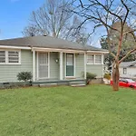 Goodliving East Point Modern & Classy