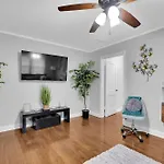 Goodliving East Point Modern & Classy