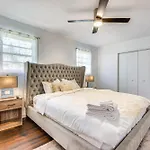 Charming Atlanta Home With Yard 7 Mi To Downtown!