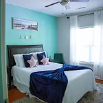 Stylish Cozi Abode Of Atlanta