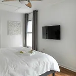 Hip Haus