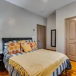 Chic Atlanta Home Close To Downtown And Stadiums