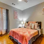 Chic Atlanta Home Close To Downtown And Stadiums