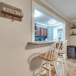 Downtown Atlanta Condo Balcony, Walkable Area