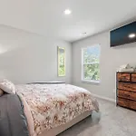 Happy Hideaway By Deity Villas