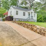 Atlanta Area Vacation Rental Less Than 4 Mi To Airport!