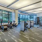 30 Day Minimum - 1100 Sq Ft 1 Bedroom Midtown Atl