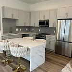 Luxury 5-Level Townhouse With City View