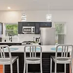 Your Cozy Atlanta Retreat, 10 Mins From Downtown