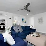 1Br Apt,Centrally Located, City View