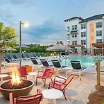 Landing At The Eddy At Riverview - 2 Bedrooms In West End