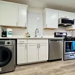 2B1B Modern Downtown Atl Condo W 1 Free Parking Lm1007