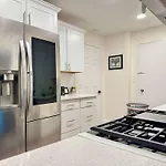 2B1B Modern Downtown Atl Condo W 1 Free Parking Lm1007