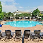 The Golden Noir Retreat-Buckhead