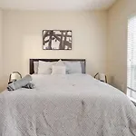Luxury -2Br- Buckhead Retreat - Free Parking