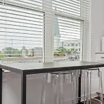 Luxury 1B1B With Balcony Downtown 542Blvd