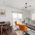 Luxury New 2B2B Private Balcony 542Blvd