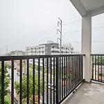 Luxury 1B1B With Balcony Downtown 542Blvd