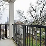 Luxury 1B1B With Balcony Downtown 542Blvd
