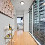 New! Luxury Champagne Towers Kingbed Freeparking