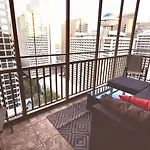 Comfy Downtown Condo With Balcony