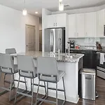 Landing At The Brady - 1 Bedroom In Home Park
