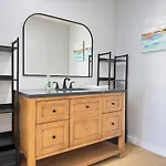 Heart Downtown 2Bd Onsite Parking City View King Bed Lm1106