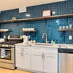 Heart Downtown 2Bd Onsite Parking City View King Bed Lm1106