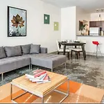 Landing At Pencil Factory Flats - Studio In Sweet Auburn