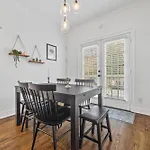 Perfect In-Town Location! Kingbed, Bbq And Parking