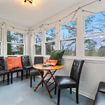Second Home - 3 Bed 2 Bath 8 Minutes From Airport