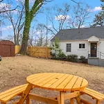 Second Home - 3 Bed 2 Bath 8 Minutes From Airport