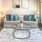 Midtown Oasis Overlooking Atl With Pool View And Balcony