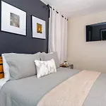 Spacious Family/Friends Getaway