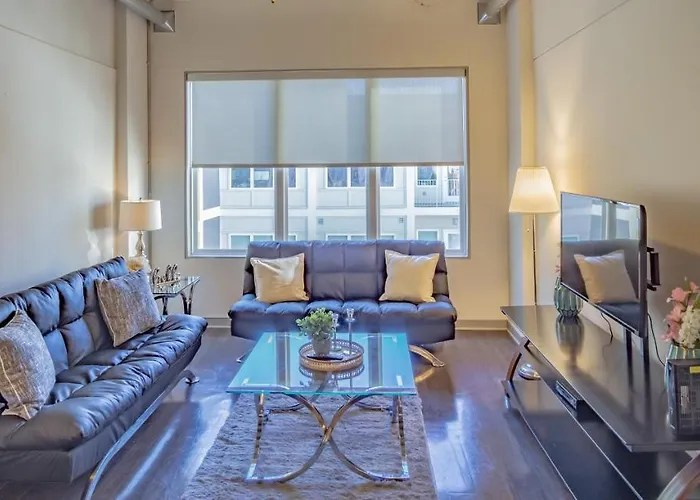2 Bedroom Fully Furnished Apartment Near Emory University Hospital Midtown