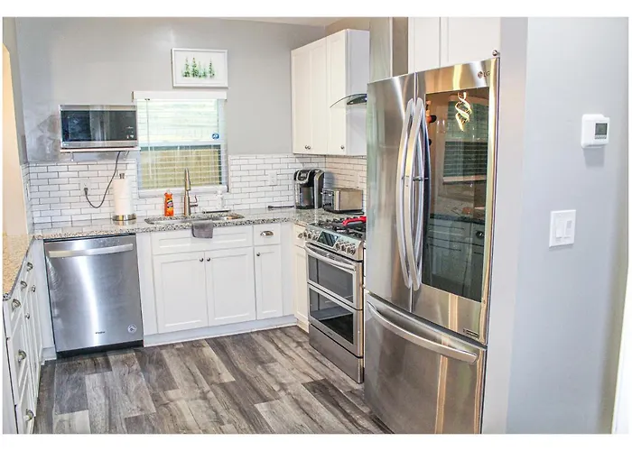 Lovely 3Br 3Ba Home Minutes From Airport/Downtown Atlanta