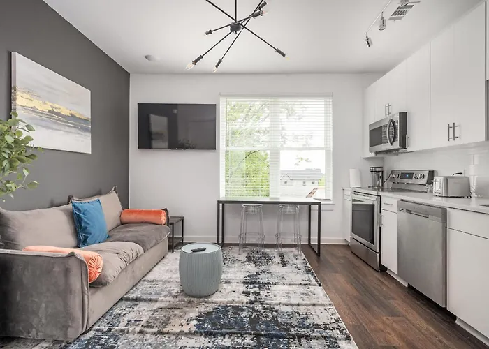 Luxury 1B1B With Balcony Downtown 542Blvd