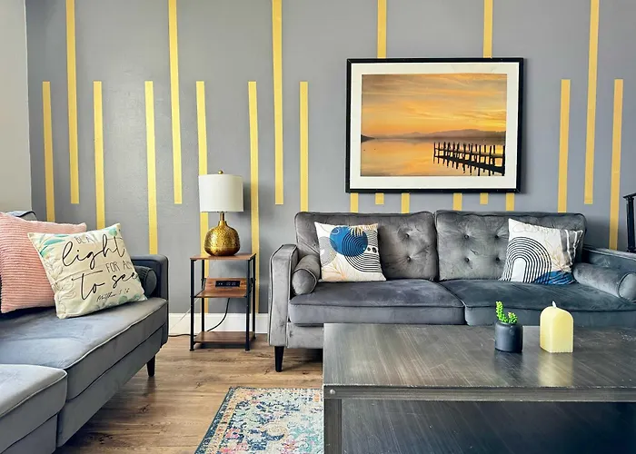City View 16Th Floor 2 Bath Free Parking Lm1607