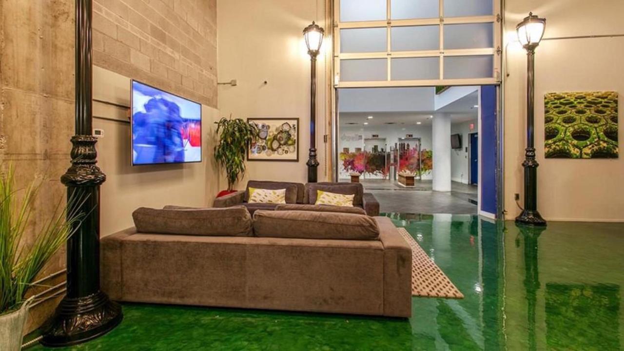 Kasa Downtown 4*