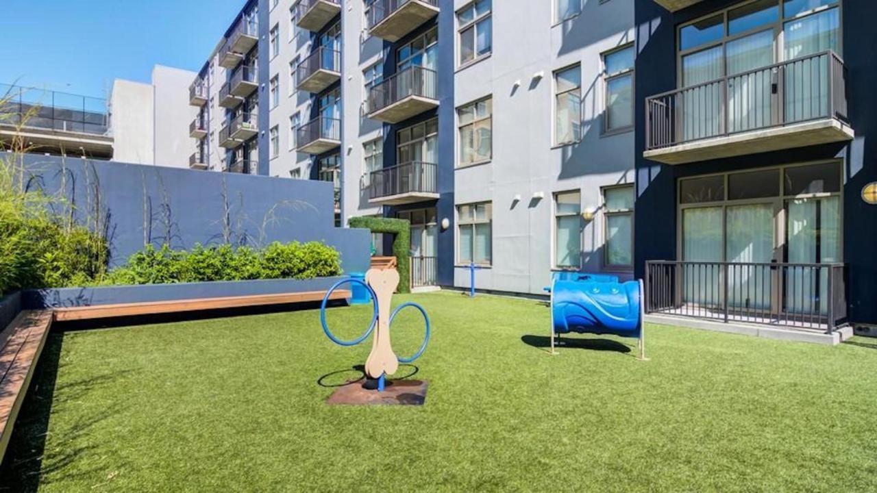 Kasa Downtown Aparthotel 4*