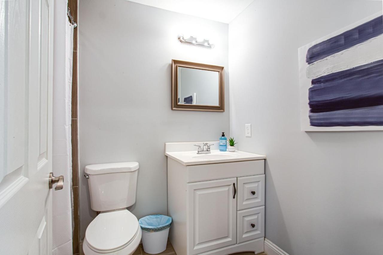 Holiday home Luxe Living Near Downtown, King,smart Tv *