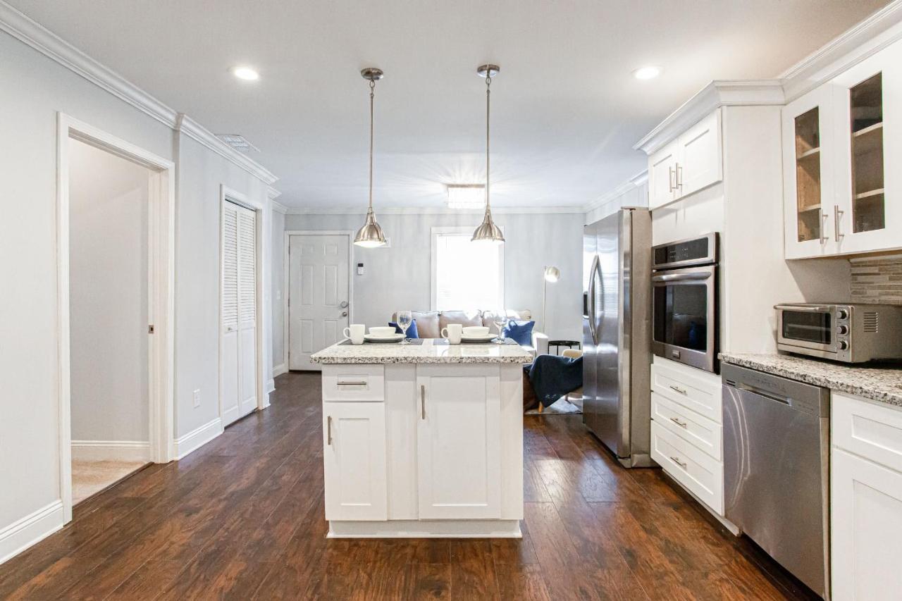 Luxe Living Near Downtown, King,smart Tv Holiday home Atlanta
