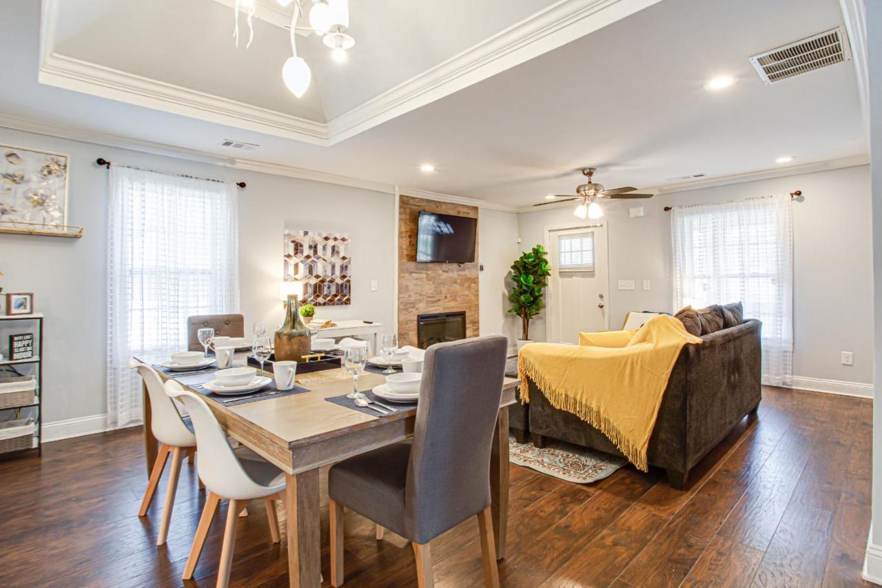 Holiday home Luxe Living Near Downtown, King,smart Tv Atlanta