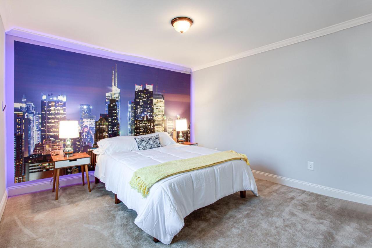 Luxe Living Near Downtown, King,smart Tv Atlanta