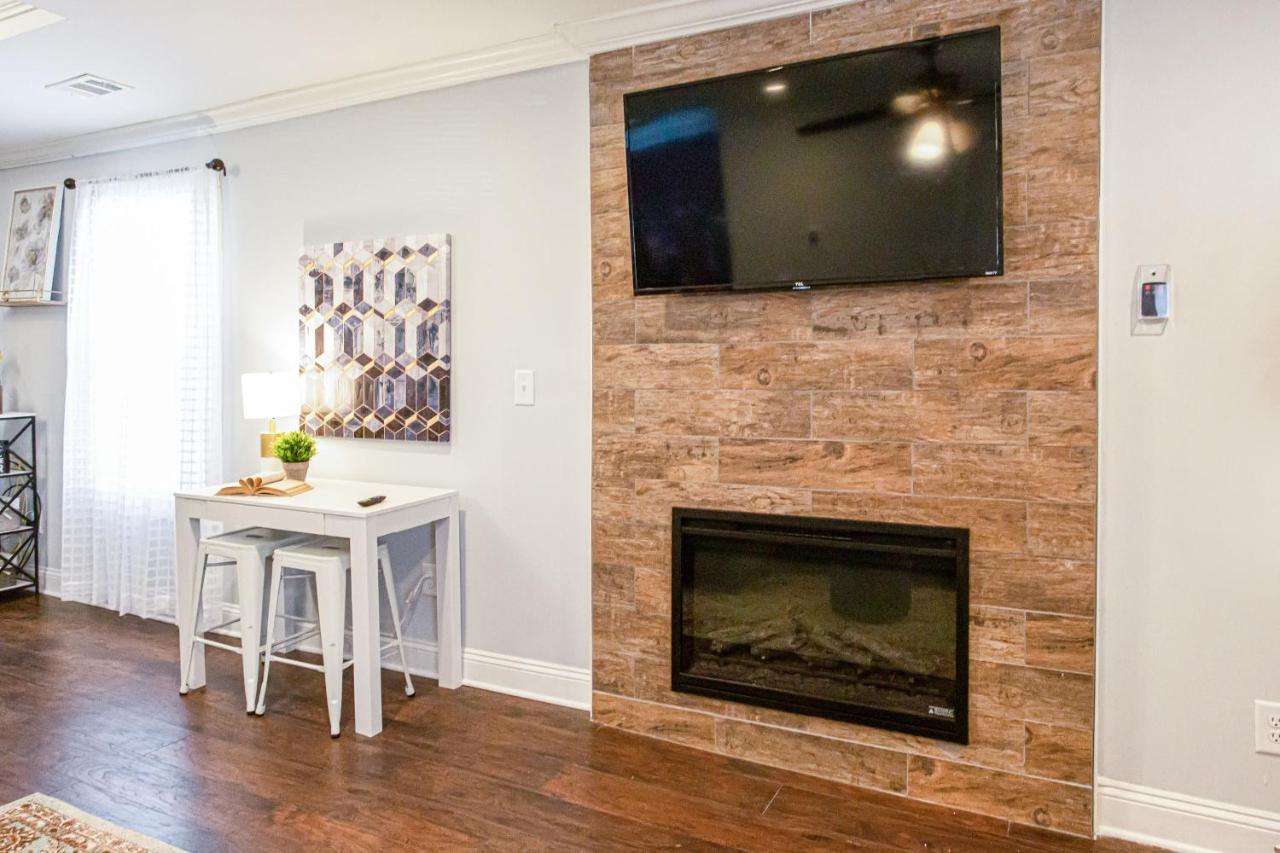 Luxe Living Near Downtown, King,smart Tv Holiday home Atlanta