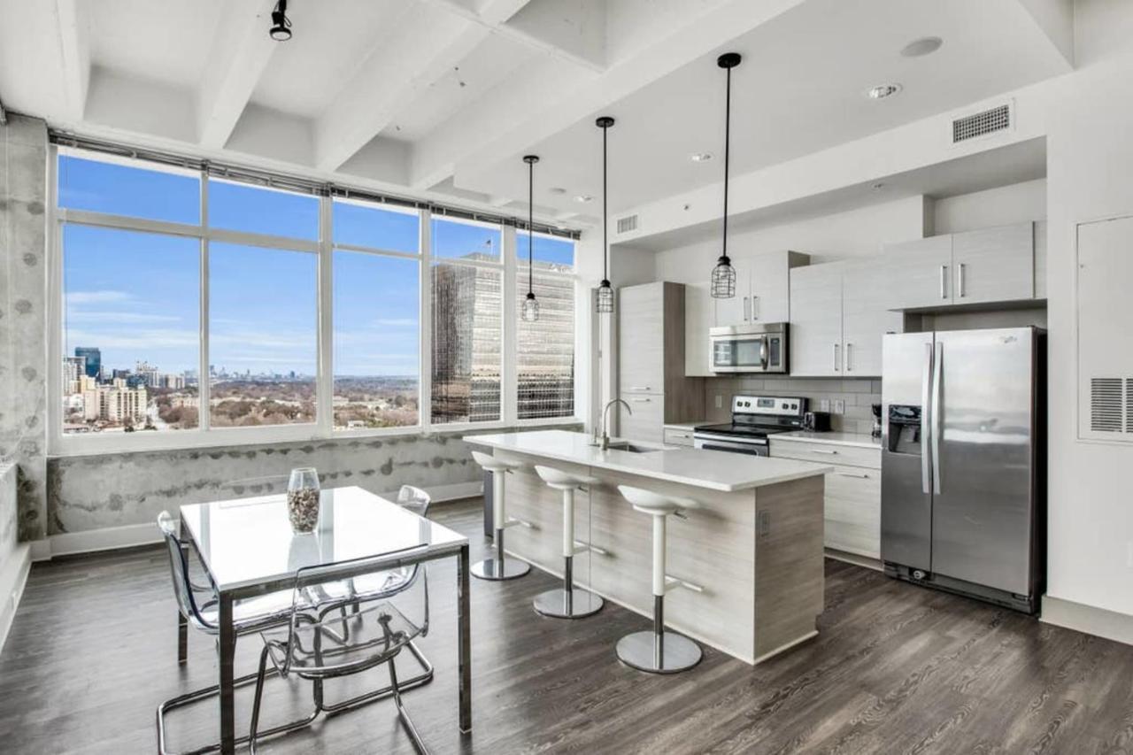 Apartment Legendary Scenic Downtown Superbowl Sky Castle