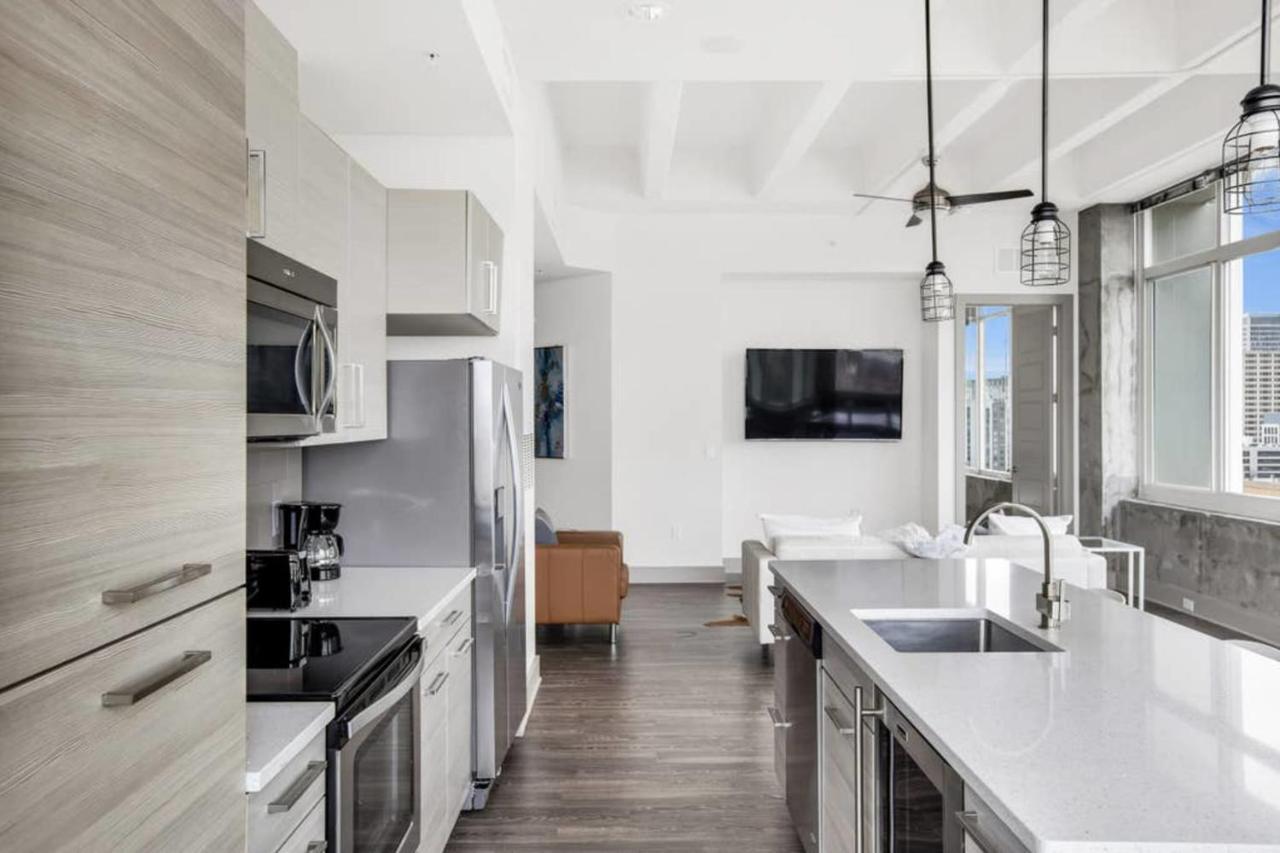 Apartment Legendary Scenic Downtown Superbowl Sky Castle Atlanta